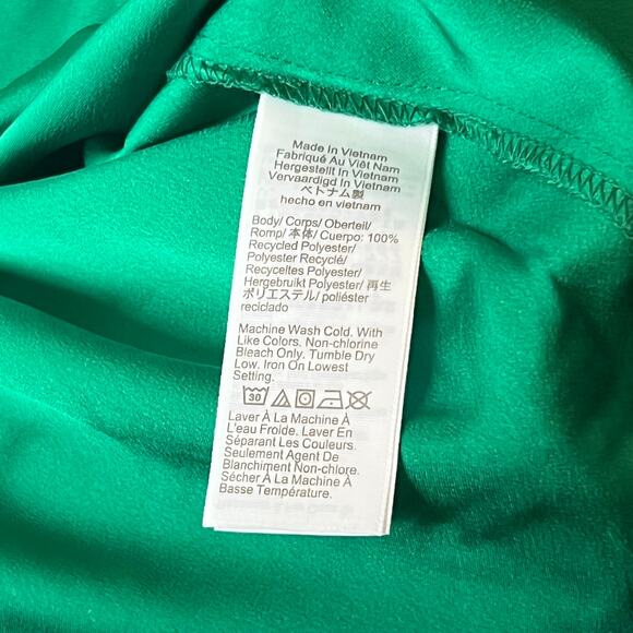 NWT J. Crew Green Women’s Top Blouse Long Sleeve Size M Business Casual Fall - Picture 4 of 4